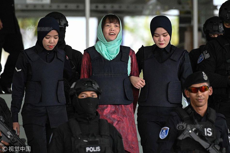 咱倆不熟TXT下載