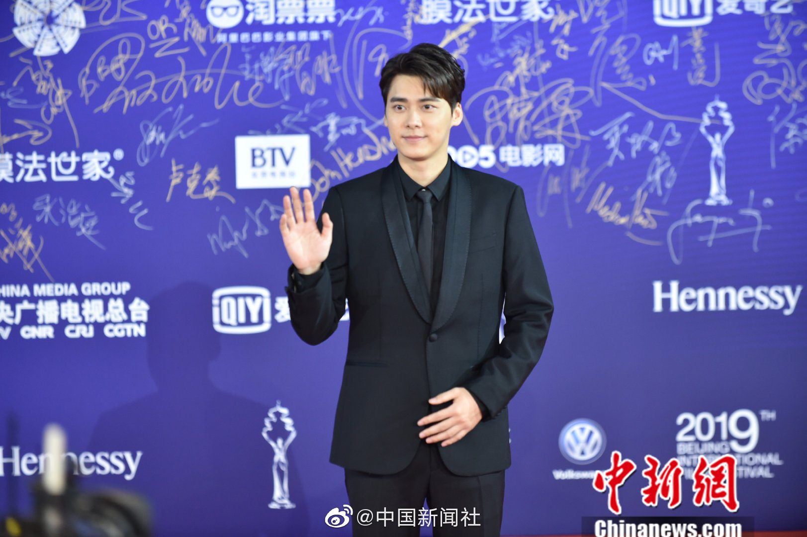 over flow動漫完整全集