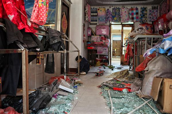 (父女,現(xiàn)言)曠野之夢