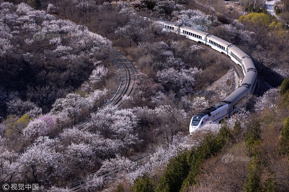 夜泳by野菩薩筆趣閣免費閱讀