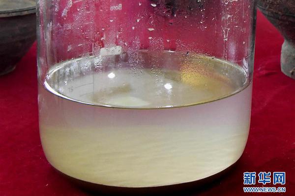 《桀驁不馴》by余哈利