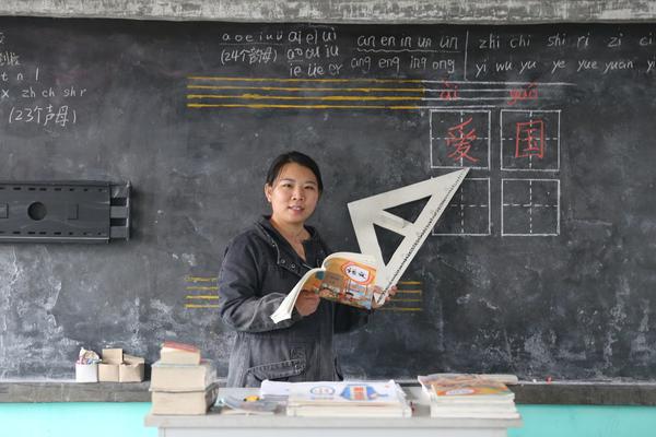 沉沒樂園八分飽筆趣閣